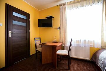 Фотографии Хостелы Park Hostel г. Suchedniów (Польша) №2 Фото Хостелы Park Hostel г. Suchedniów 2