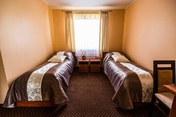 Фото номера Трехместный номер Хостелы Park Hostel г. Suchedniów 2